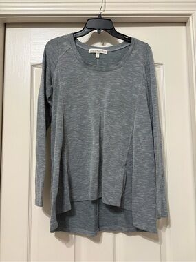 Paisley Raye Women's Gray Ribbed Long Sleeve Tunic